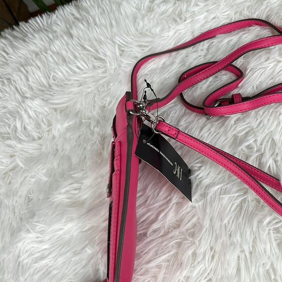 Inc International Concepts ~ Ashli Phone Wristlet Crossbody Bag ~ Raspberry~NWT! - Picture 3 of 11